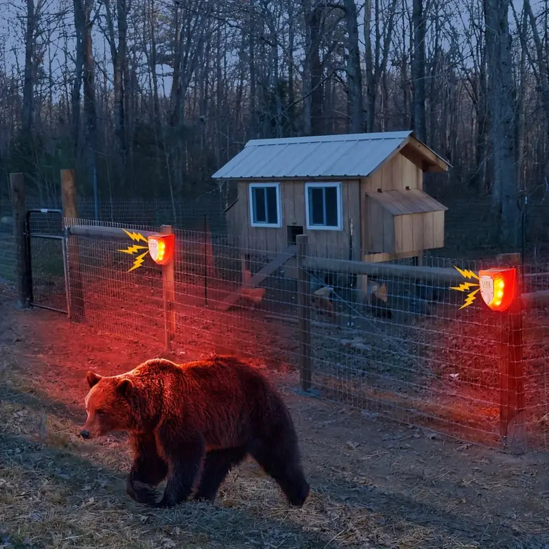 Solar-Powered Security Alarm Light with 129dB Gunshot and Dog Barking Sounds